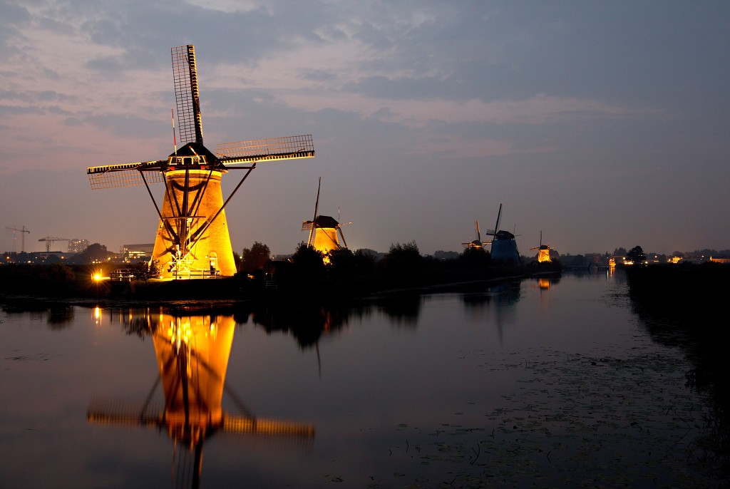 kinderdijk molen molens erfgoed hdr alblasserwaard werelderfgoed polder gemaal gemalen unesco lichtspektakel